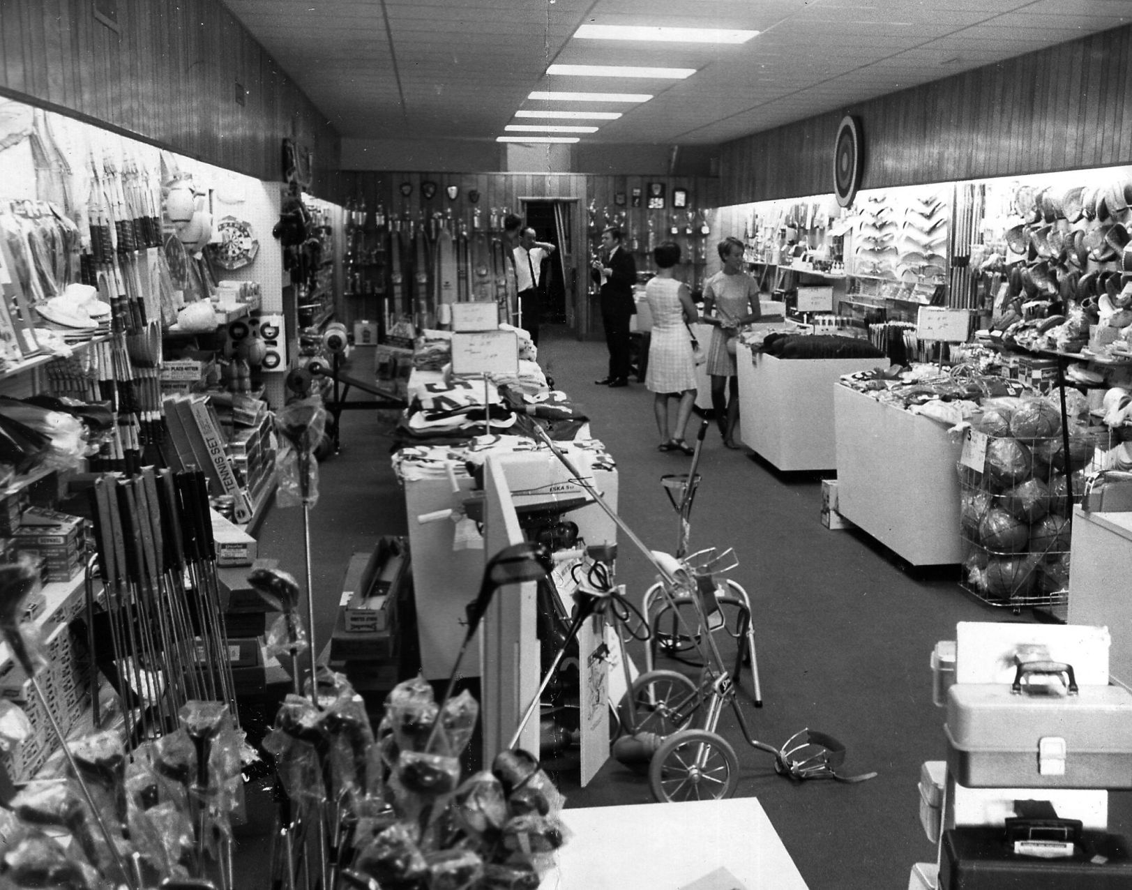 1969-08-21 Graves-Humphrey's Inc.